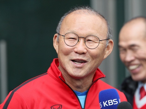 Ly do U23 Viet Nam sang Han Quoc tap huan sau SEA Games 30 hinh anh