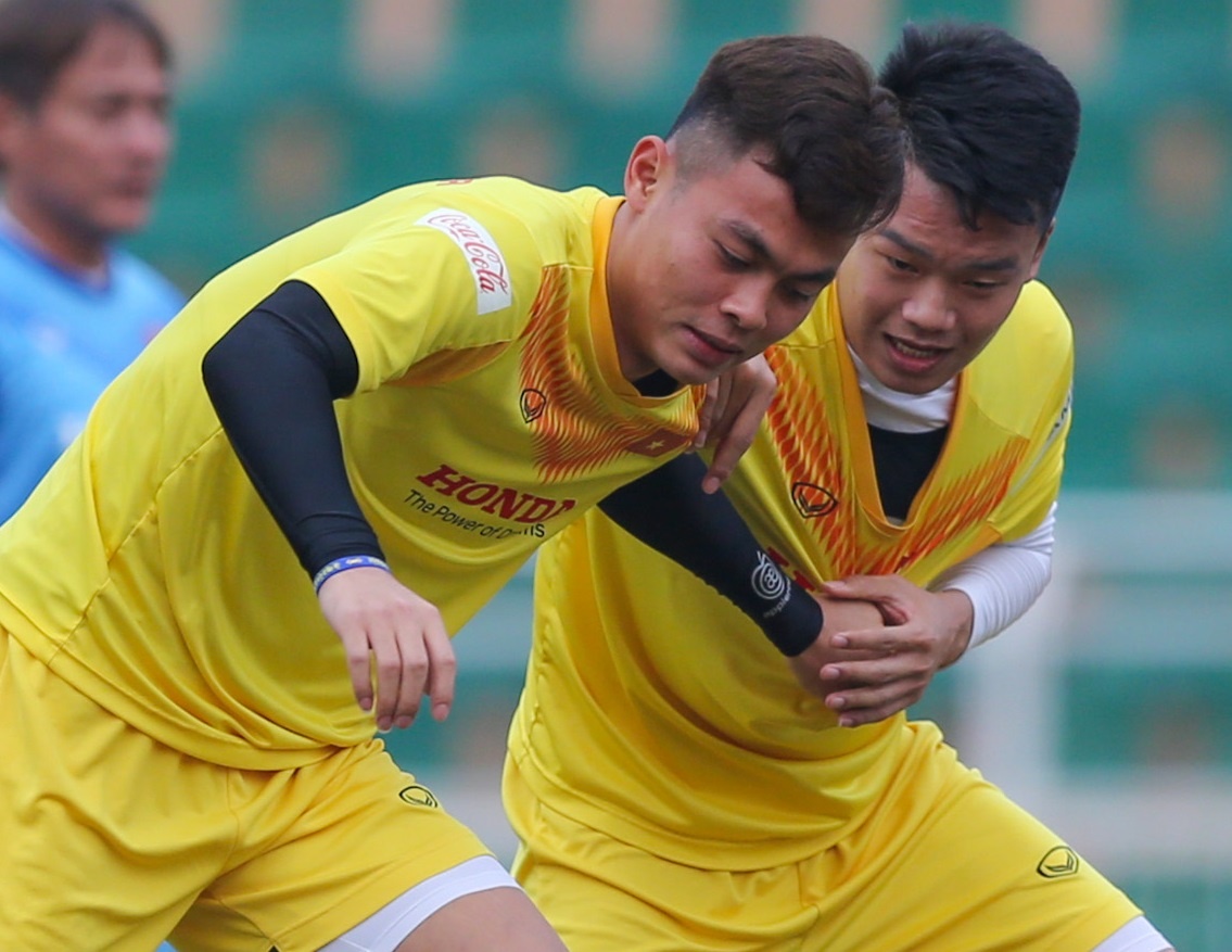 U23 Viet Nam duoc thi pham ky nang tranh chap hinh anh