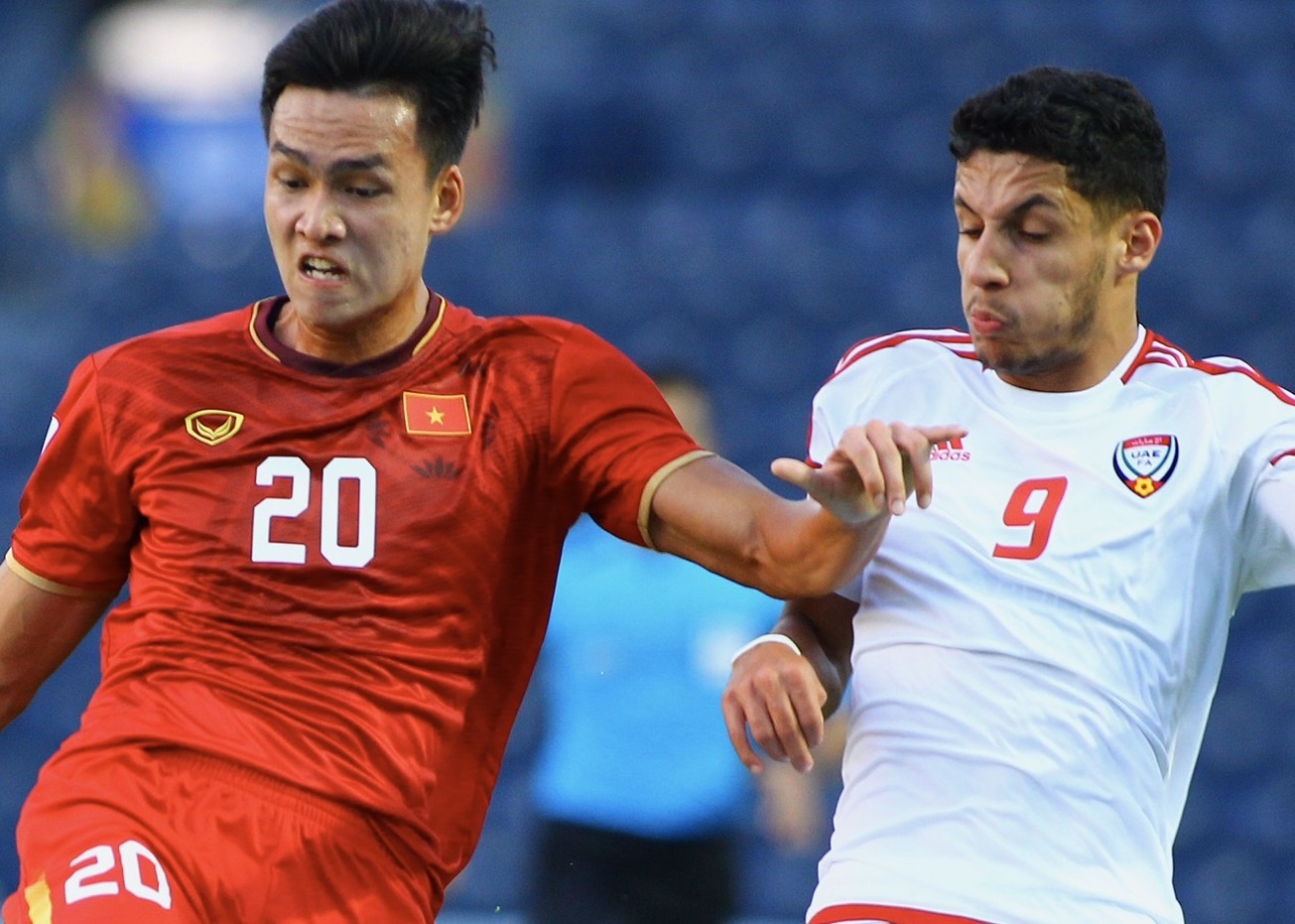 'U23 Viet Nam thanh cong khi co 1 diem truoc UAE' hinh anh
