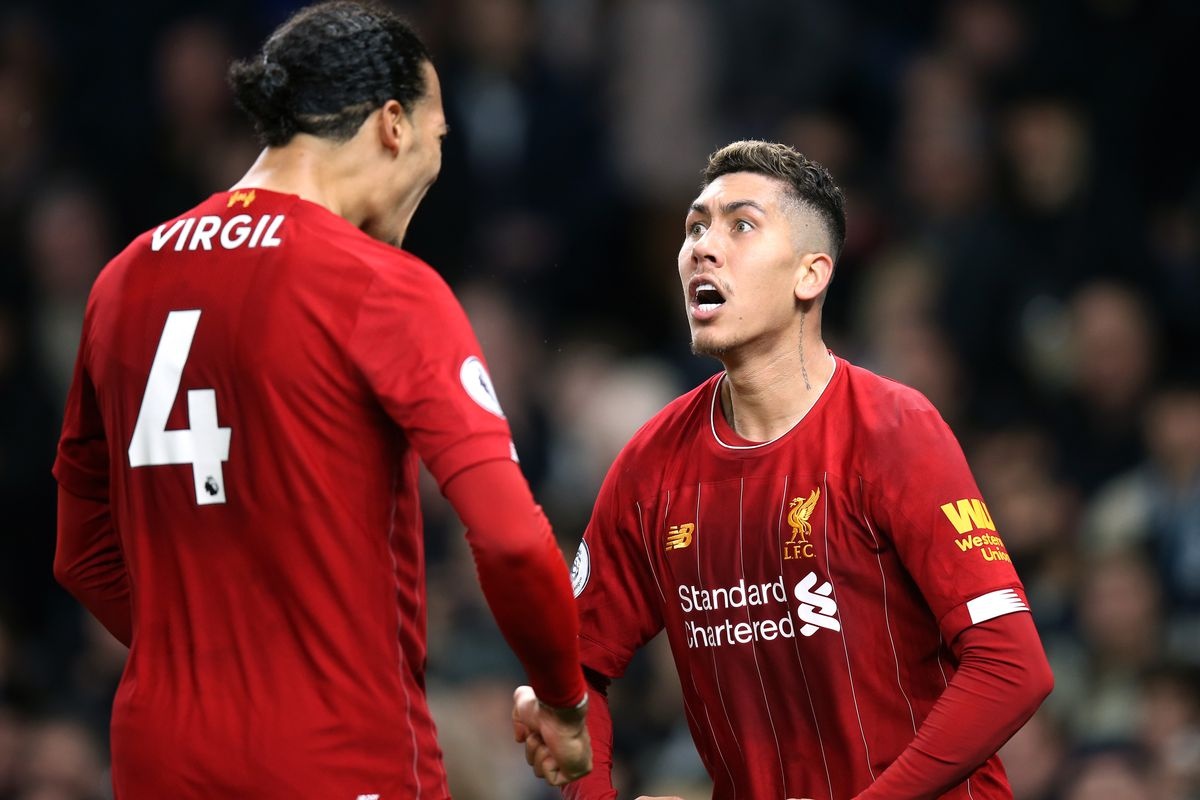 Liverpool lap ky luc diem so o Ngoai hang Anh hinh anh