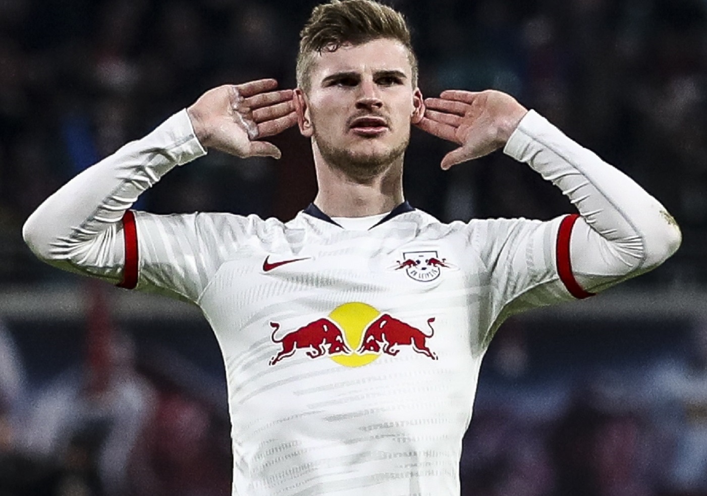 Werner lan dau len tieng ve tin duoc MU, Barca quan tam hinh anh