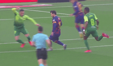 Messi 'xau kim' doi thu va ghi ban hinh anh