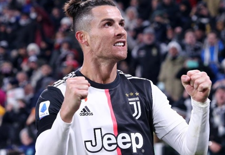 Ban thang cua Ronaldo trong tran dau thu 1.000 hinh anh