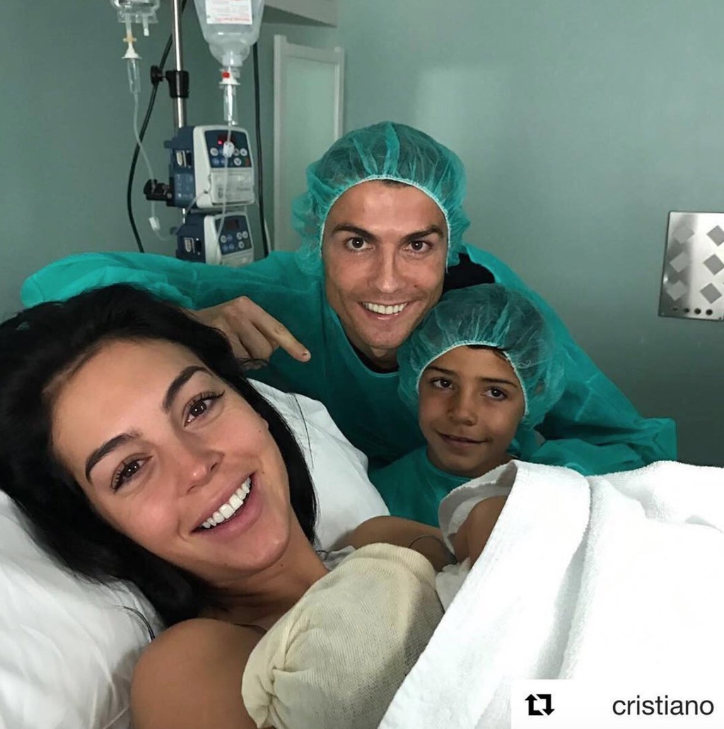 ronaldo va ban gai anh 2