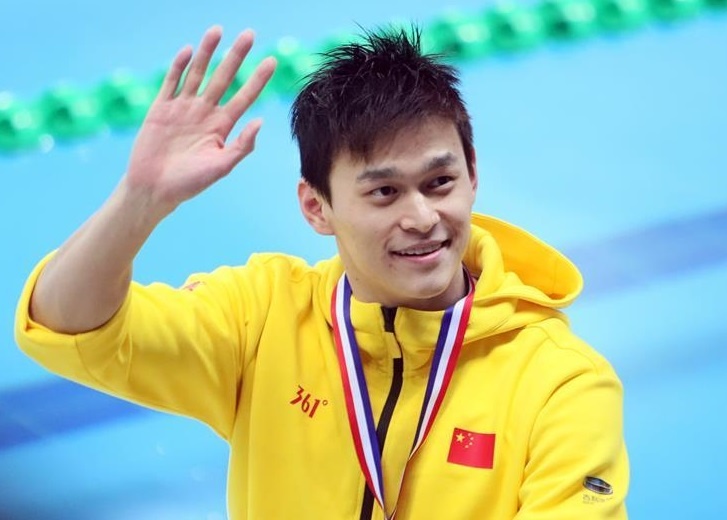 Man so tai lich su giua Huy Hoang va sieu kinh ngu Sun Yang hinh anh