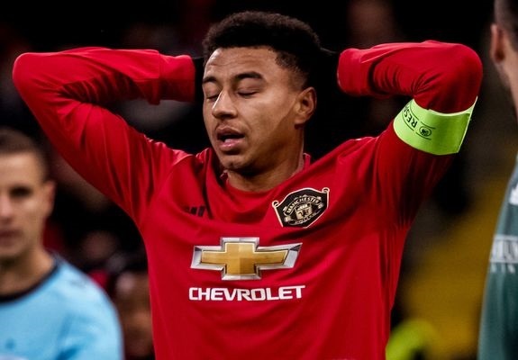 Ngoai hang Anh nghi 3 tuan hinh anh