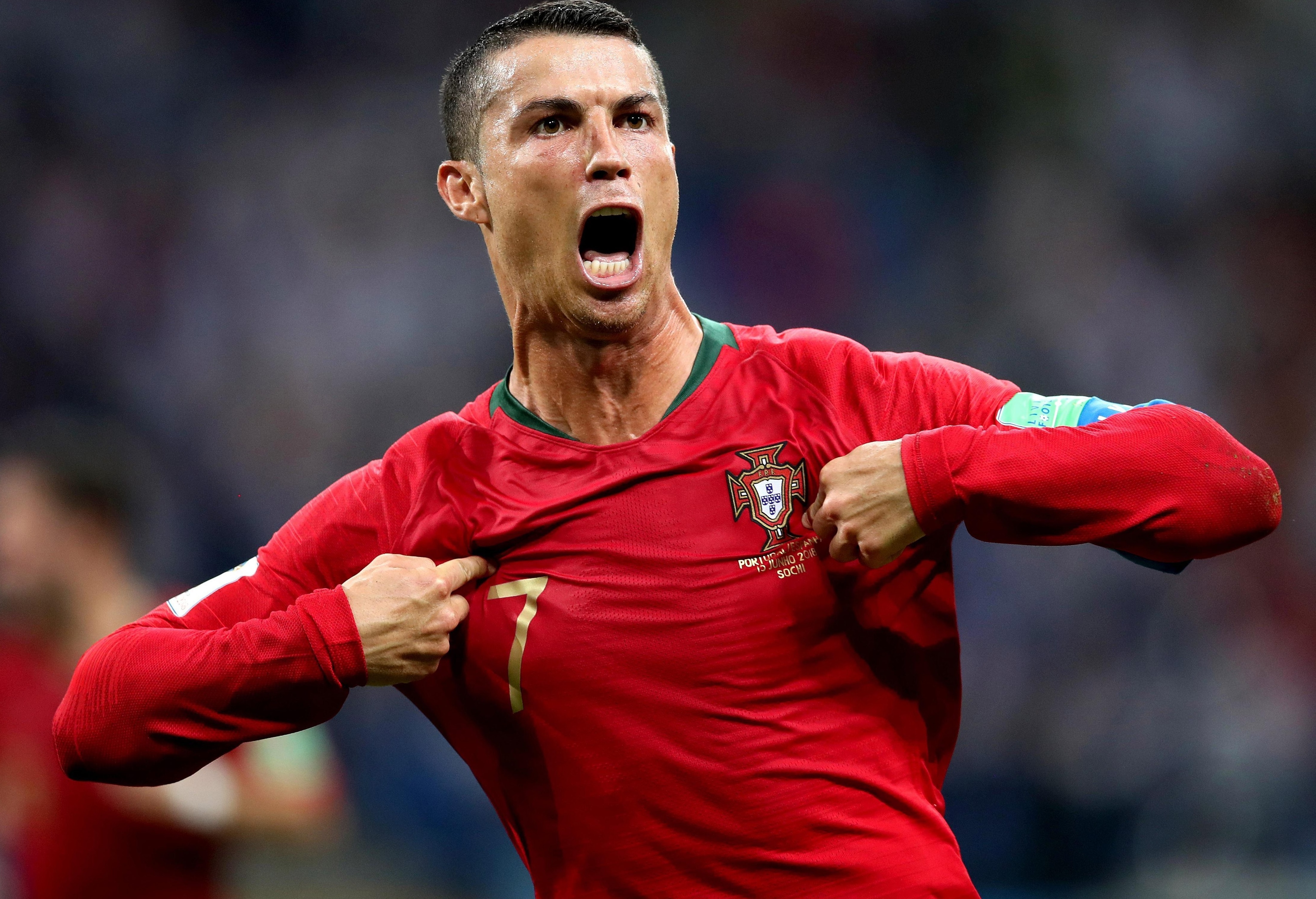 Bruno Fernandes muon theo guong Ronaldo hinh anh