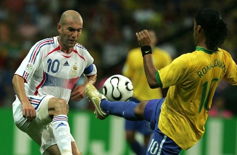 Zidane va man trinh dien lam lu mo dan sao Brazil hinh anh