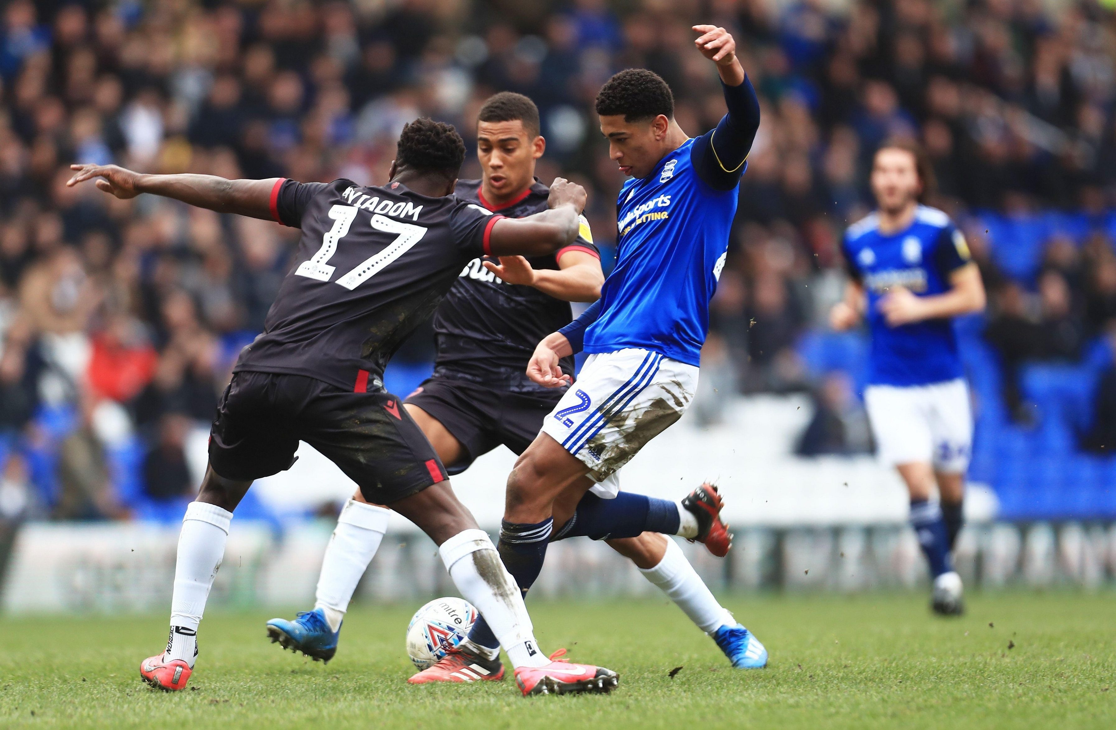 Ngoai hang Anh anh 1