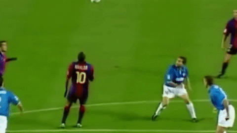 Rivaldo va cu hat-trick toan sieu pham cho Barcelona hinh anh