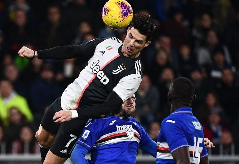 Giai ma nhung pha danh dau ngoan muc cua Ronaldo hinh anh