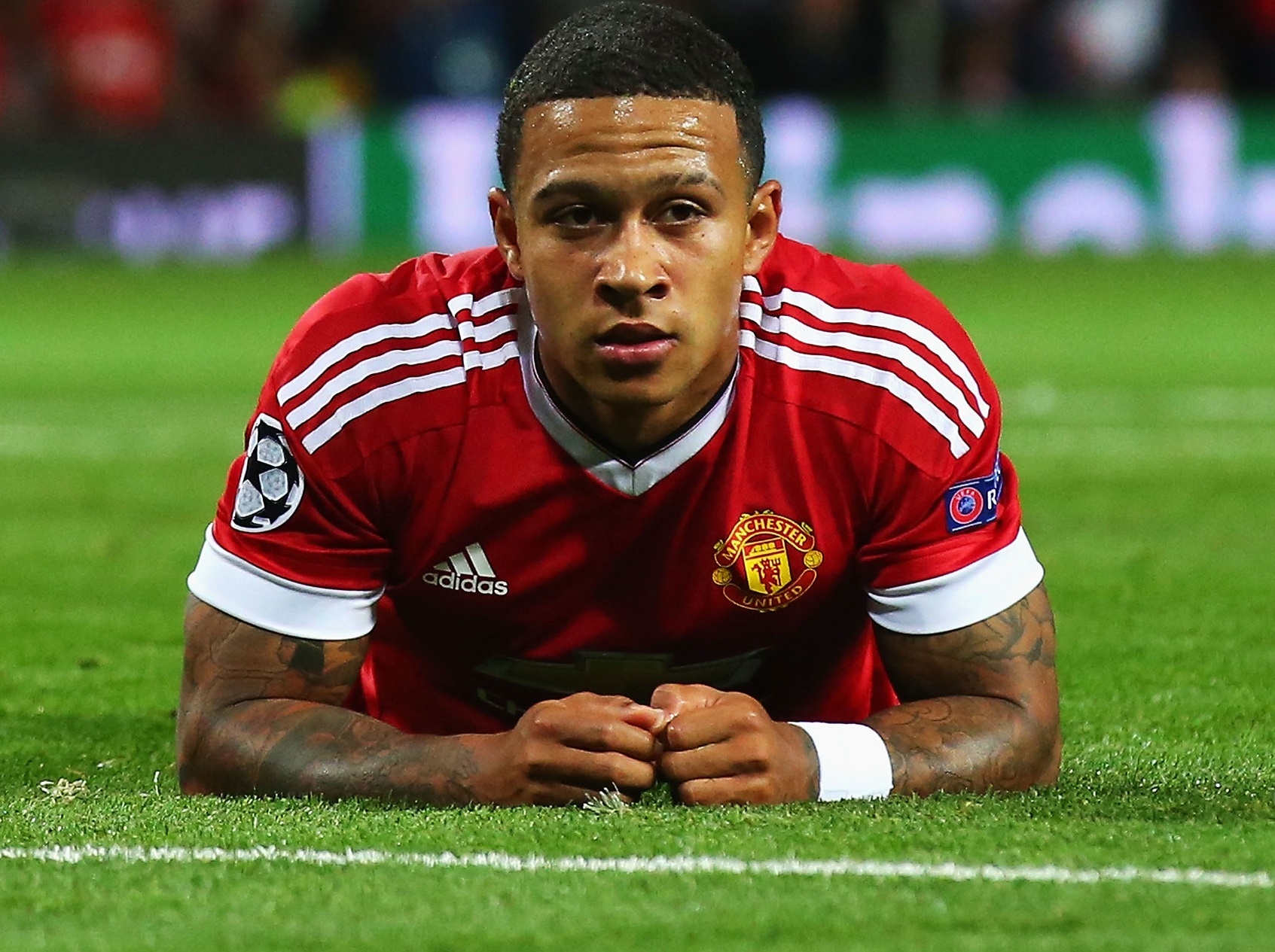 So phan trai nguoc cua dan sao Ha Lan tai Man United hinh anh