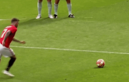 Beckham giu vung phong do tat bong den 44 tuoi hinh anh