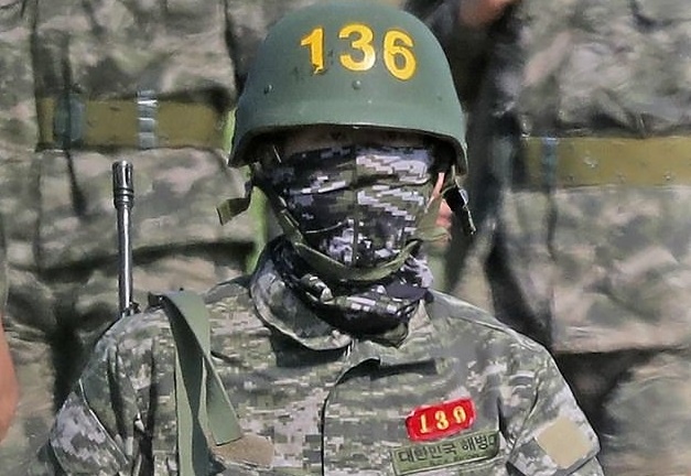 Son Heung-min mac quan phuc trong khoa huan luyen tai Han Quoc hinh anh