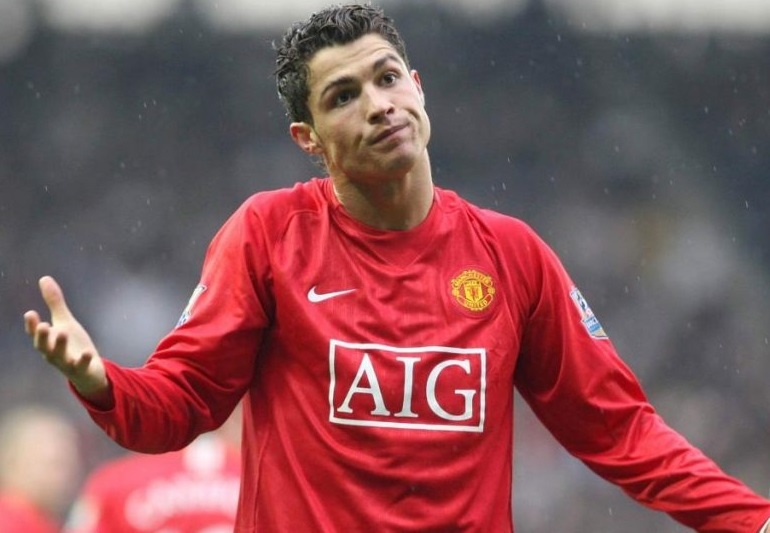 Ngay Ronaldo khien Torres nguoc nhin bang pha danh dau hinh anh