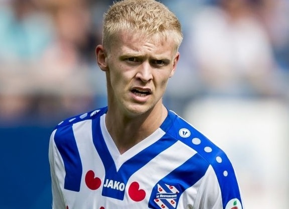 SC Heerenveen chia tay cau thu thu 8 hinh anh