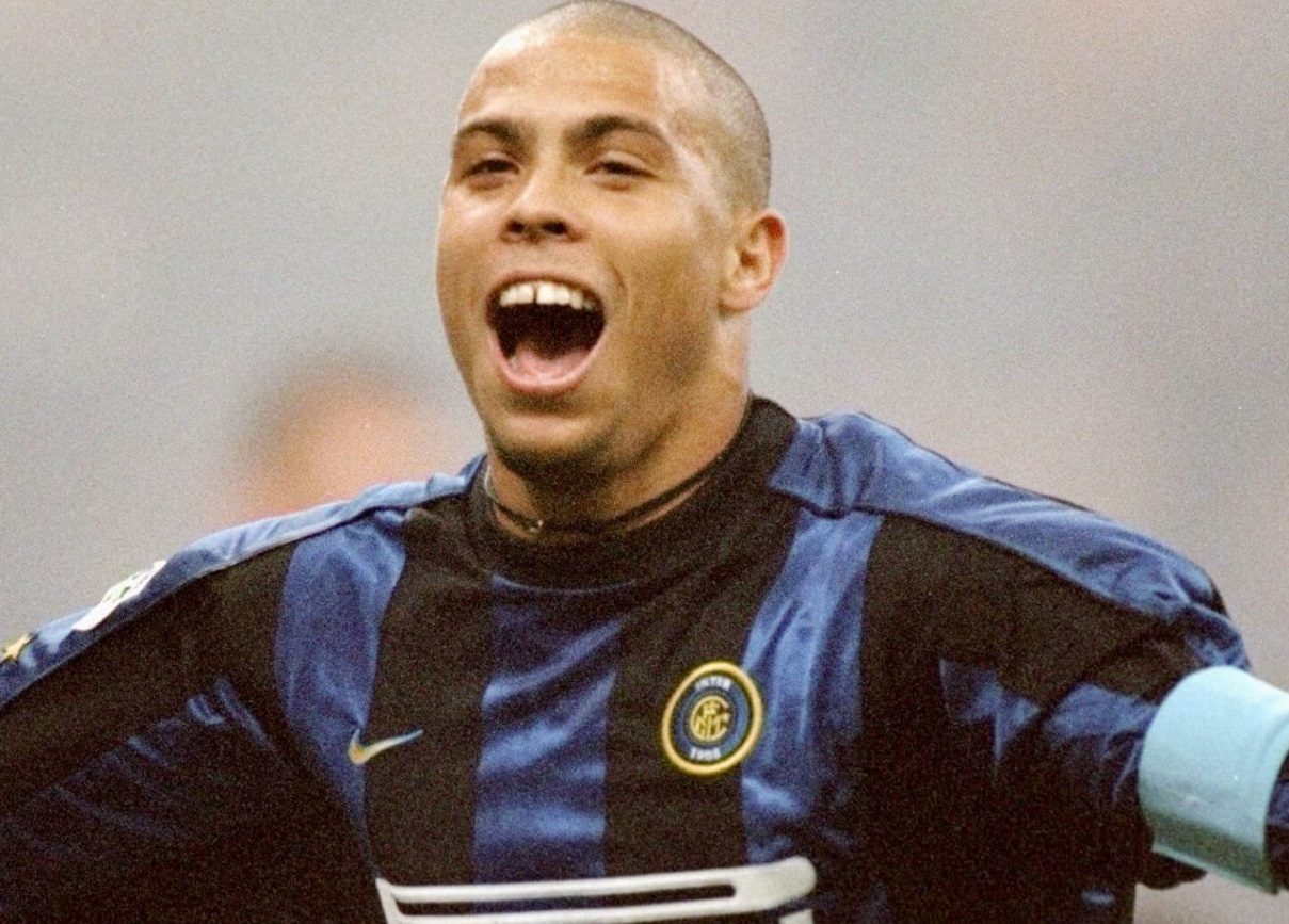 Ronaldo 'beo' va 3 ban thang dep nhat o Serie A hinh anh