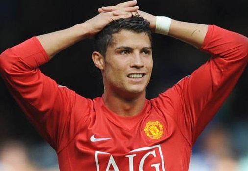 Ronaldo lo co hoi truoc gon trong va nhung pha hong an kho tin hinh anh