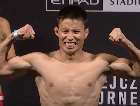 Vo si goc Viet ha knock-out nha vo dich trong 20 giay hinh anh