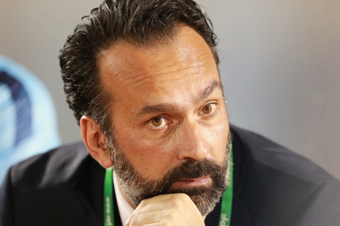 HLV doi Thanh Hoa bo hop bao khi thua tran thu 3 lien tiep hinh anh