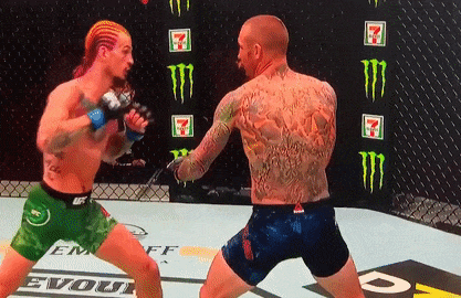 Pha knock-out quyet doan khien doi thu nga xuong san hinh anh