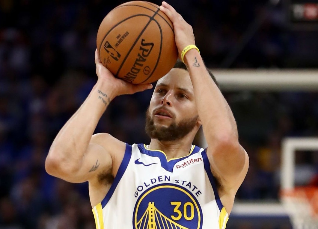 Cu nem tri gia 1 trieu USD o giai bong ro NBA hinh anh