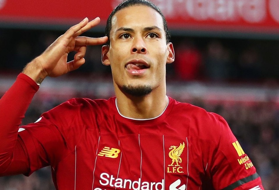 Cau thu Brazil chi ten 3 trung ve xuat sac hon Van Dijk hinh anh