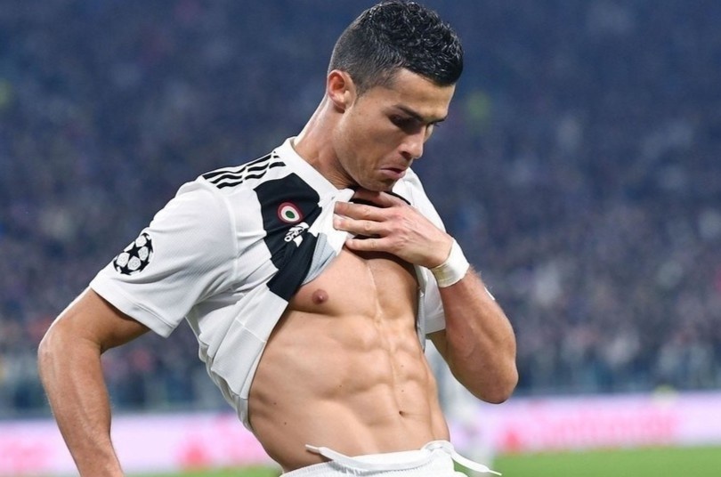 Ronaldo co co hoi xo do ky luc ghi ban 86 nam truoc hinh anh