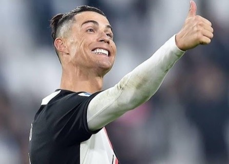 Pele khen ngoi Cristiano Ronaldo hinh anh