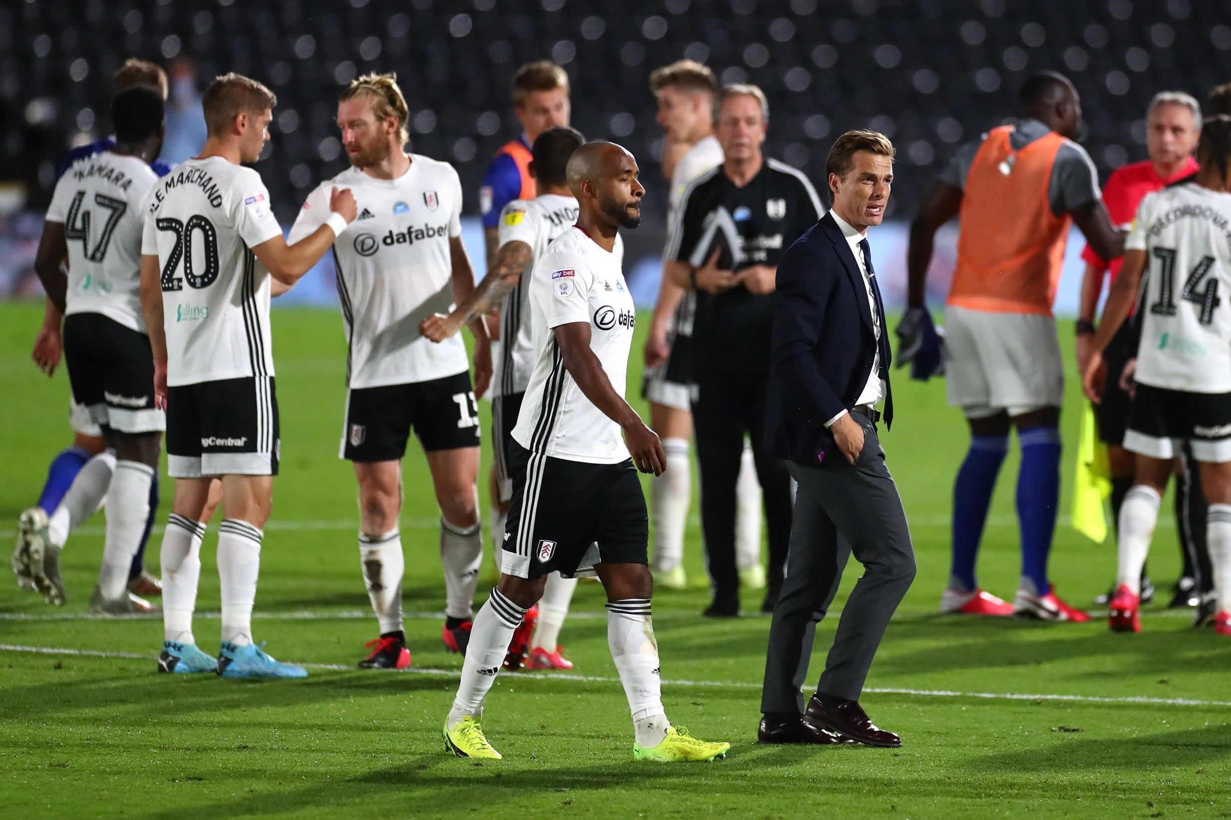 play-off thang hang anh 2