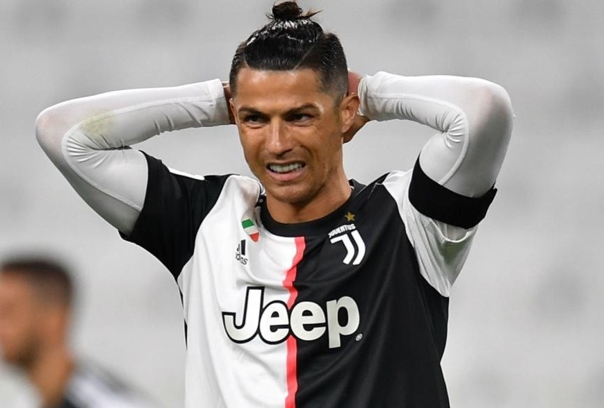 Lanh dao Juventus noi gi ve tin Ronaldo sap ra di? hinh anh
