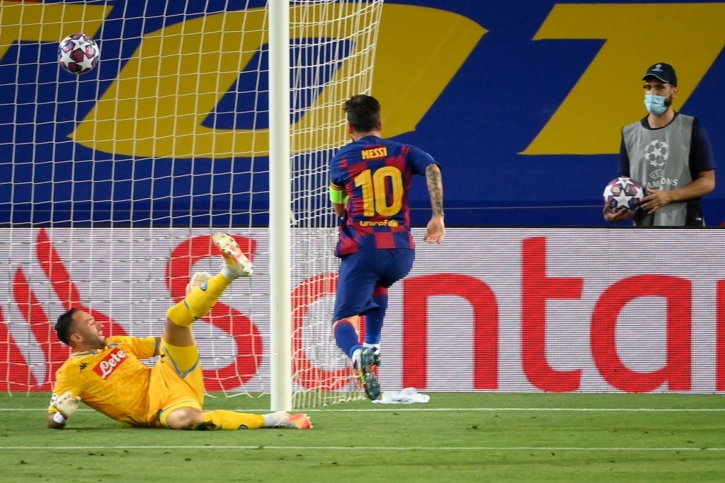 Barca dau voi Napoli anh 4