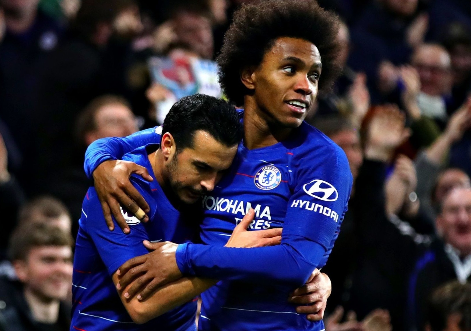 Chelsea mat 2 ngoi sao trong chua day 24 gio hinh anh