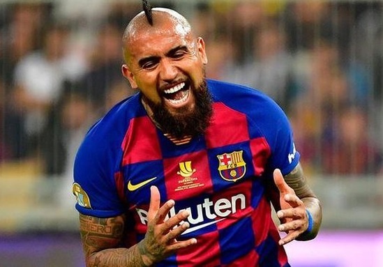 Vidal suy sup khi Barca nhan ban thua thu 6 truoc Bayern hinh anh