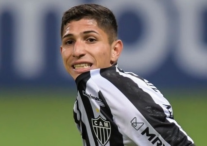 Pha bo lo truoc khung thanh trong o giai Brazil hinh anh