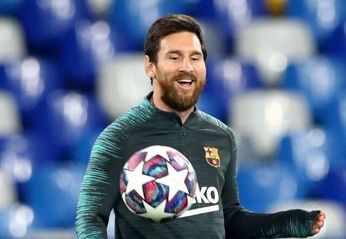 Messi xu ly ky thuat tren san tap Barca hinh anh