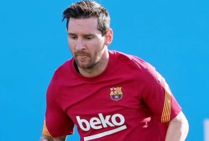 Messi tap luyen truoc mua giai moi hinh anh