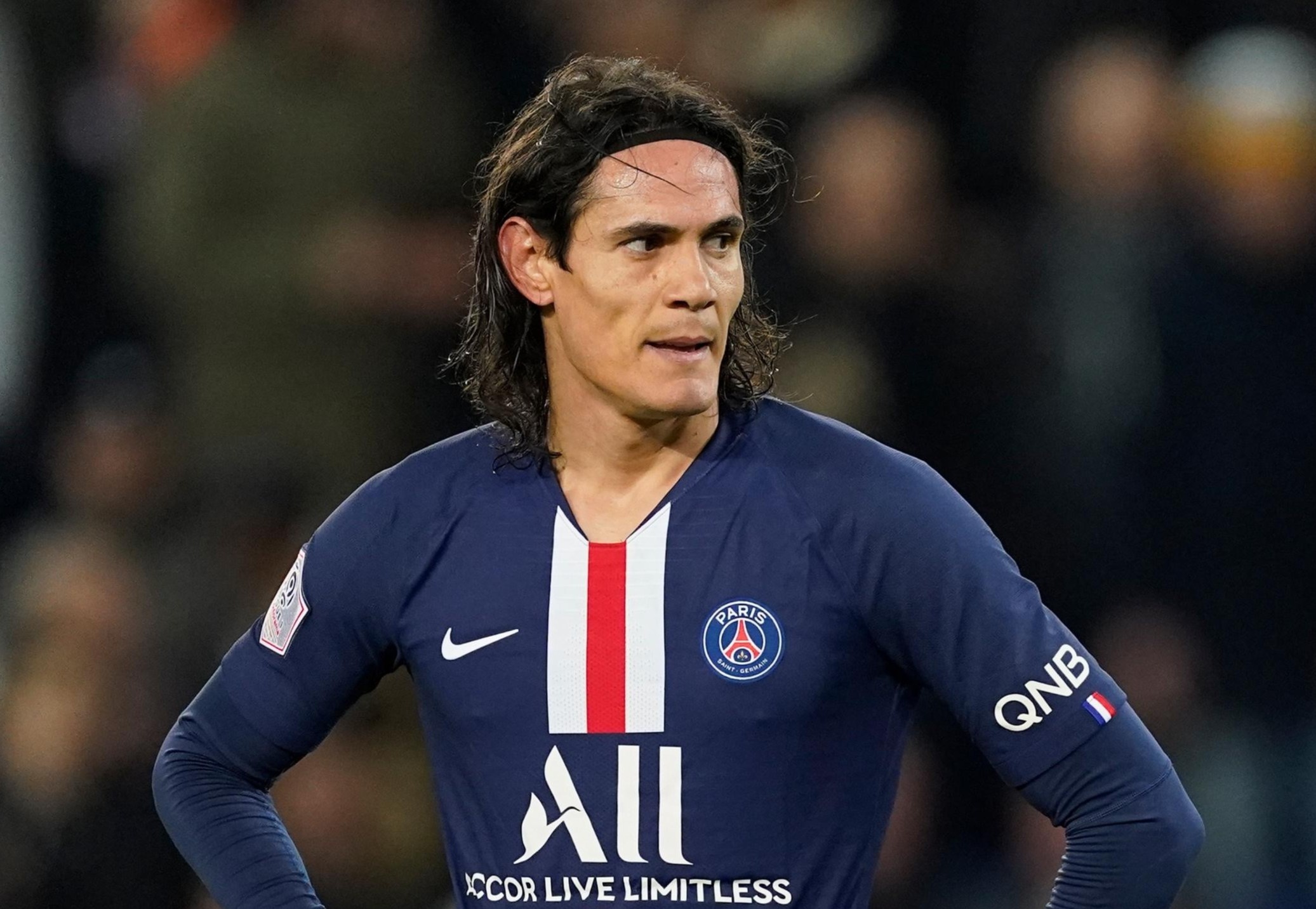 10 cau thu noi tieng dang that nghiep hinh anh