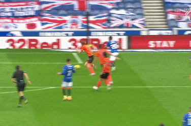 Pha bo lo o cu ly hon 3 m truoc gon trong hinh anh