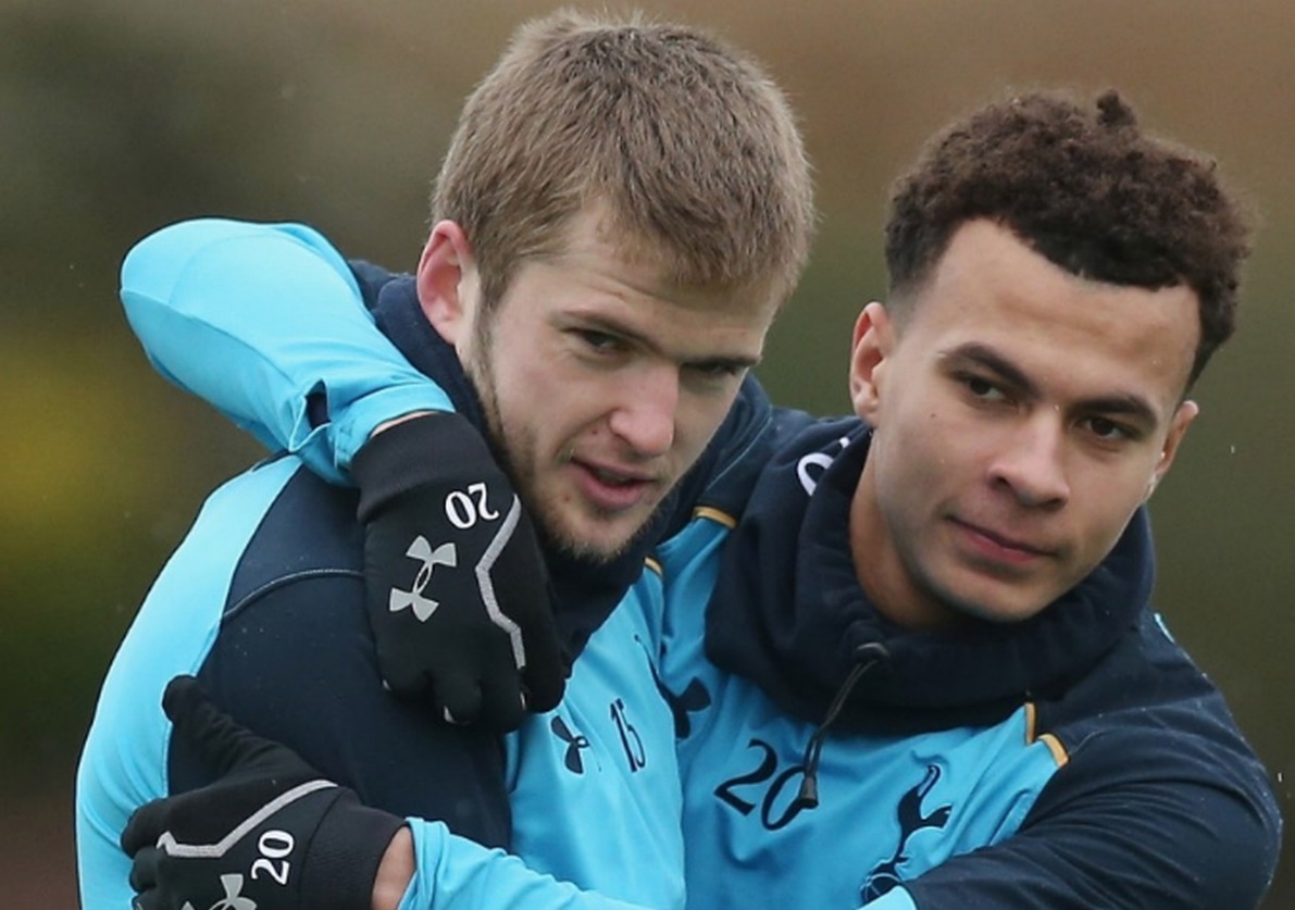 Man dau khau trong phong thay do Tottenham mua giai truoc hinh anh