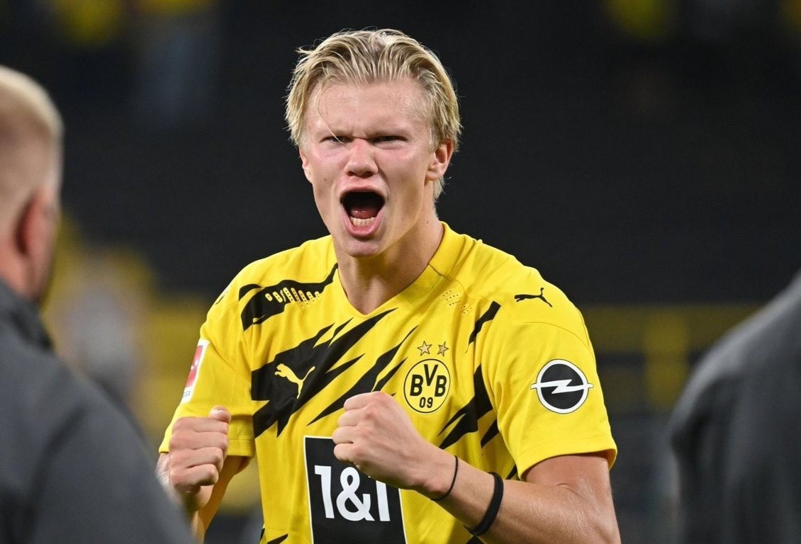 Haaland dat toc do 35 km/h trong pha nuoc rut hinh anh