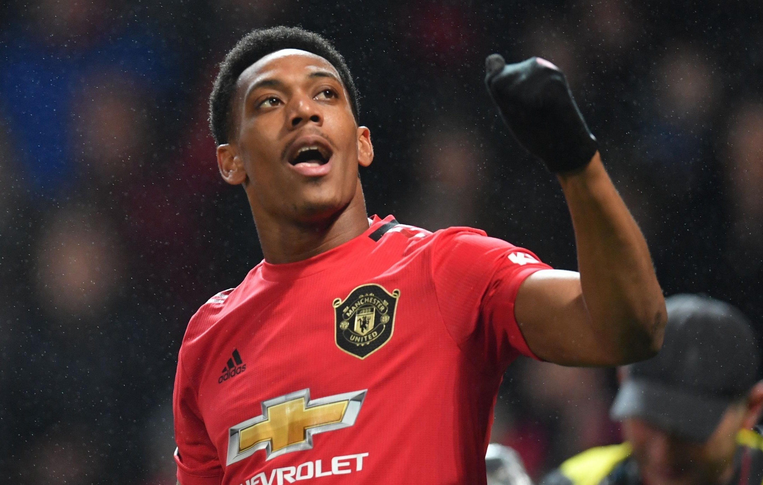 Paul Scholes che bai Martial hinh anh