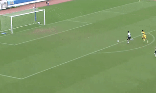 Thu mon tra gia khi len tham gia tan cong hinh anh