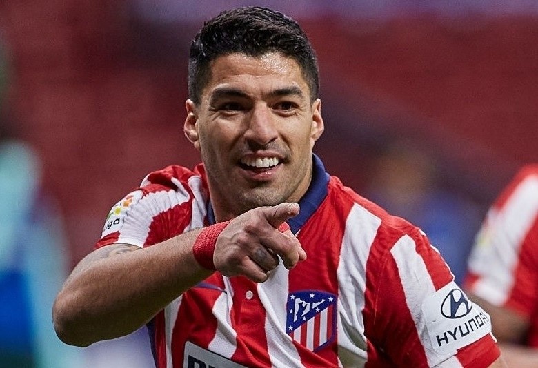 Suarez ghi ban cho Atletico o phut 90+1 hinh anh