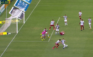 Pha bong gay tranh cai o Brazil hinh anh