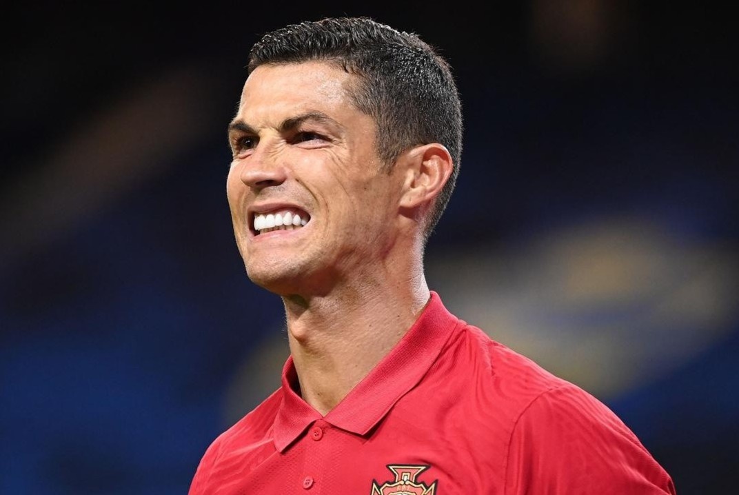 HLV Barca: 'Toi uoc Ronaldo ra san' hinh anh