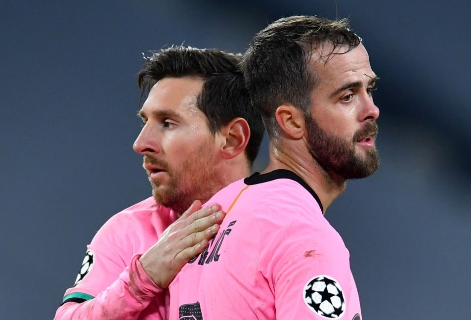 Messi giup Barca thang thuyet phuc Juventus hinh anh