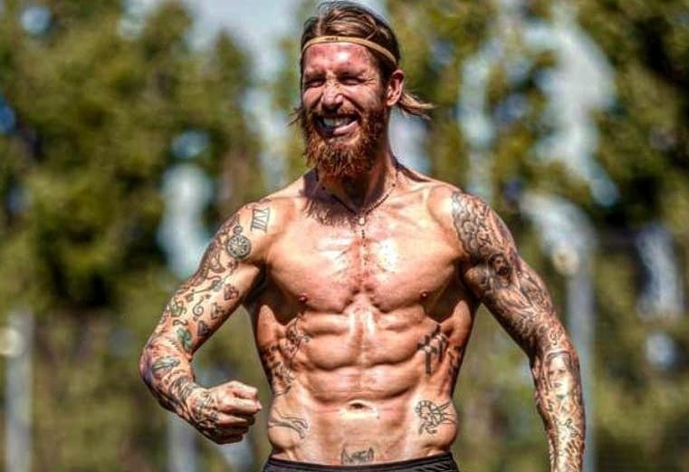 Bua an khoa hoc cua Sergio Ramos hinh anh