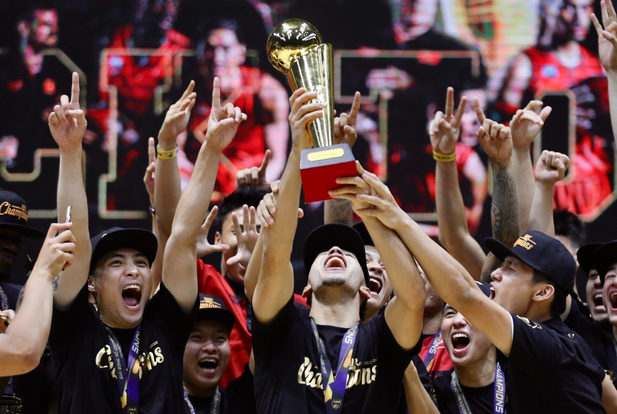 Saigon Heat thong tri bong ro Viet Nam hinh anh