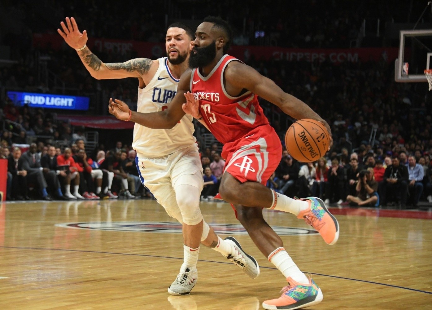 Ky thuat khien doi phuong be mat trong bong ro hinh anh